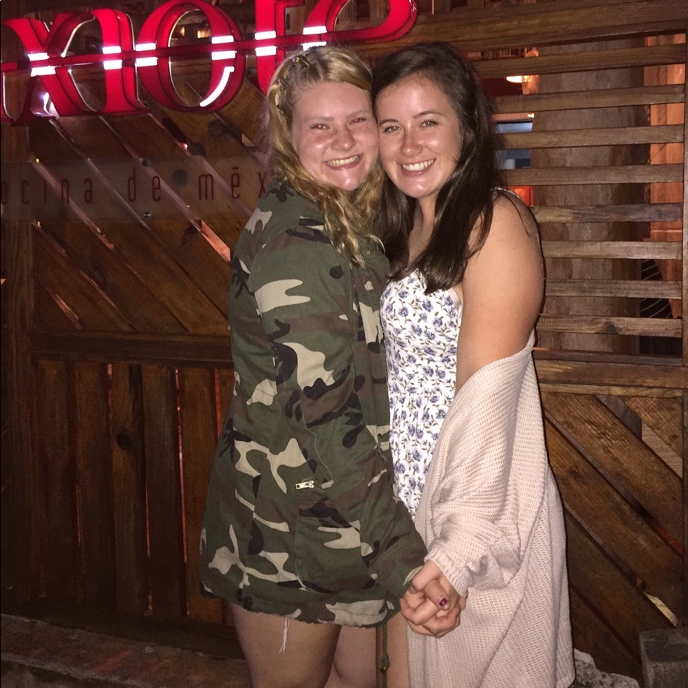 Camo jacket. very thin. not a jacket for the cold